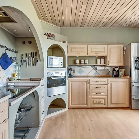 3 Bedroom Pet Friendly In Randers No